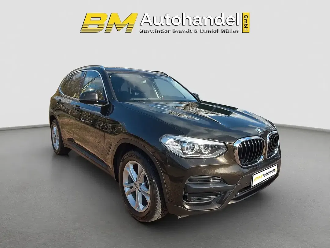 BMW X3 - Thumbnail 3