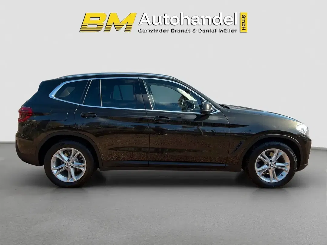 BMW X3 - Thumbnail 4
