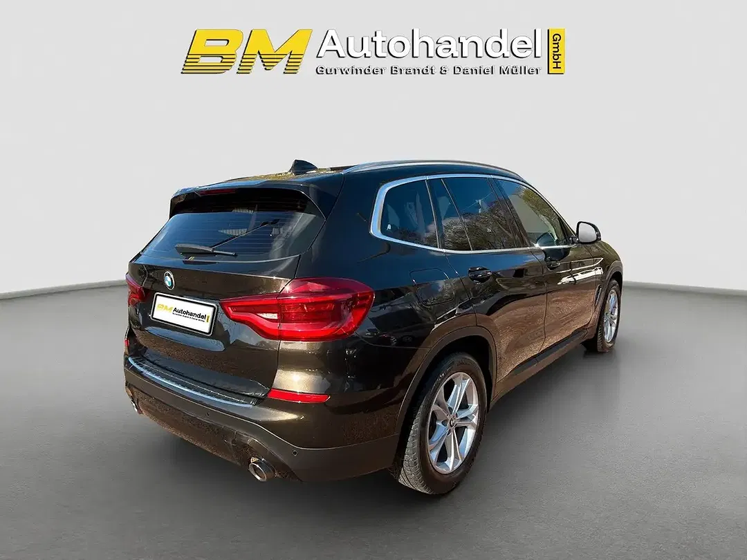 BMW X3 - Thumbnail 5