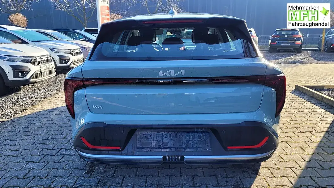 Kia K4 - Thumbnail 5
