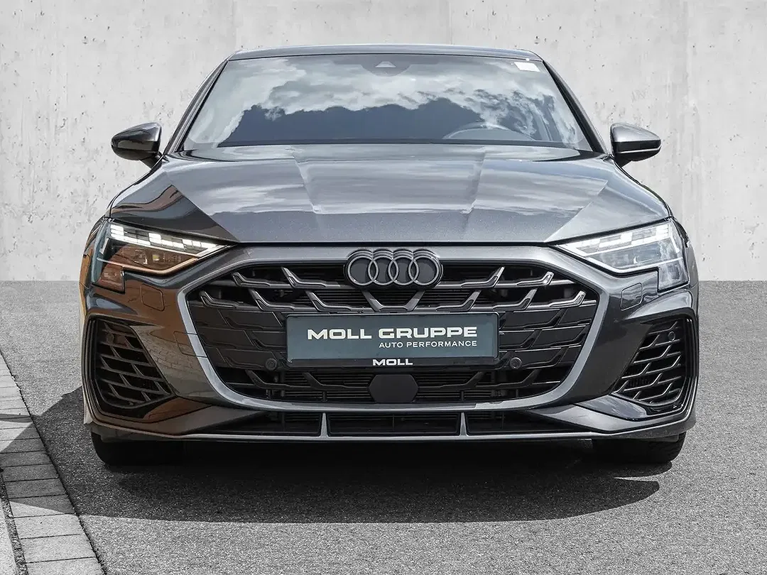 Audi S3 - Thumbnail 3