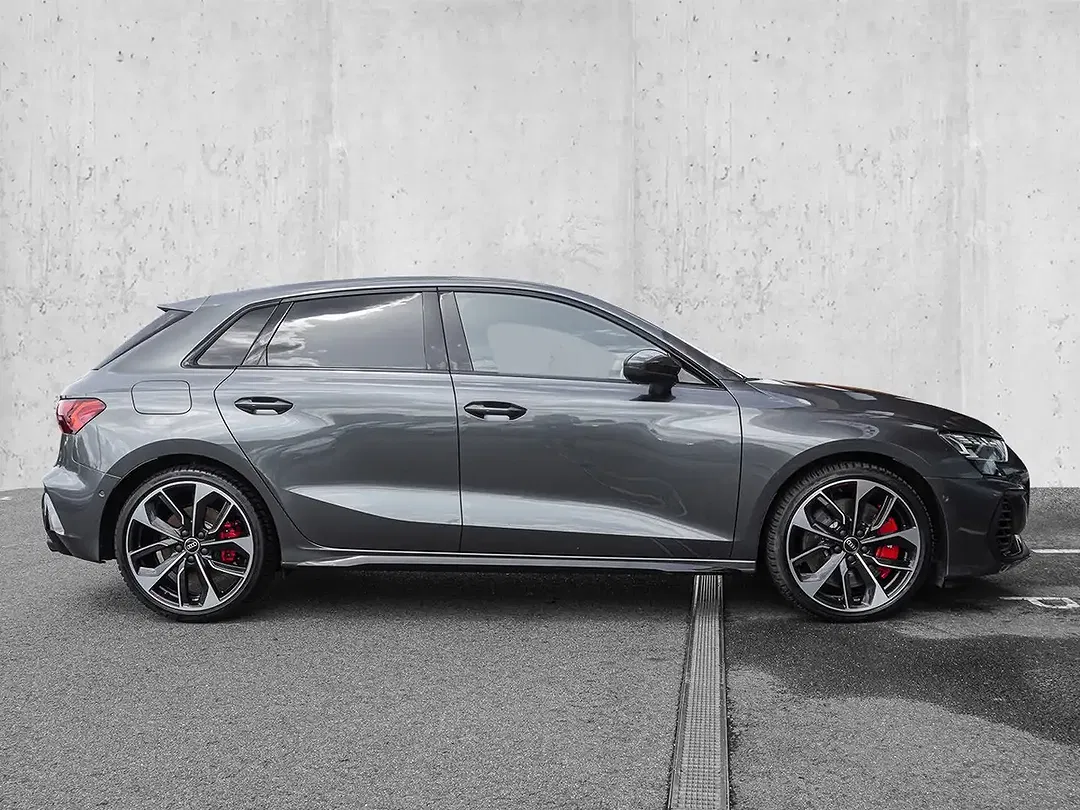 Audi S3 - Thumbnail 5