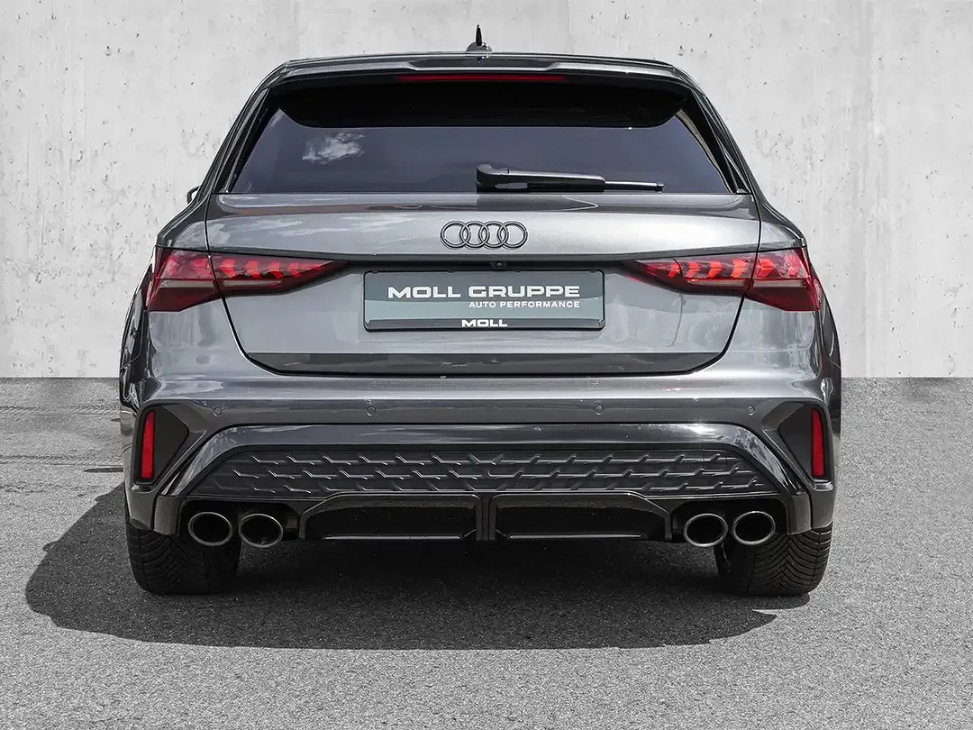 Audi S3 - Thumbnail 6