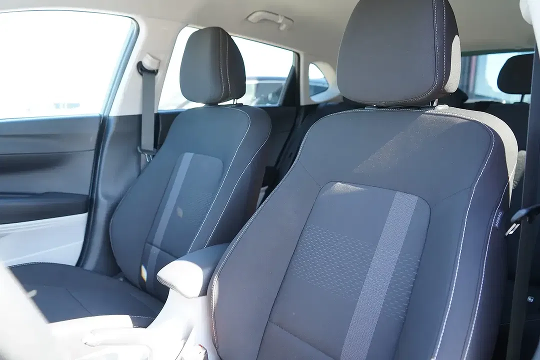 Hyundai i20 - Thumbnail 9