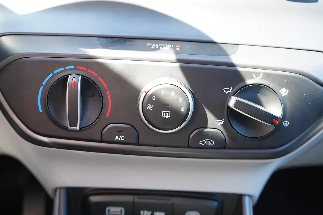 Hyundai i20 - Thumbnail 14