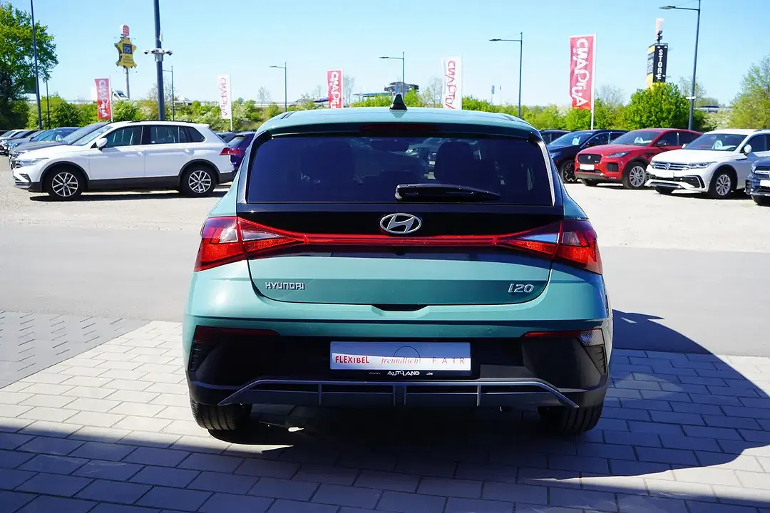 Hyundai i20 - Thumbnail 3