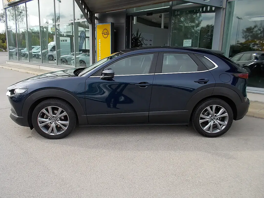 Mazda CX-30 - Thumbnail 2