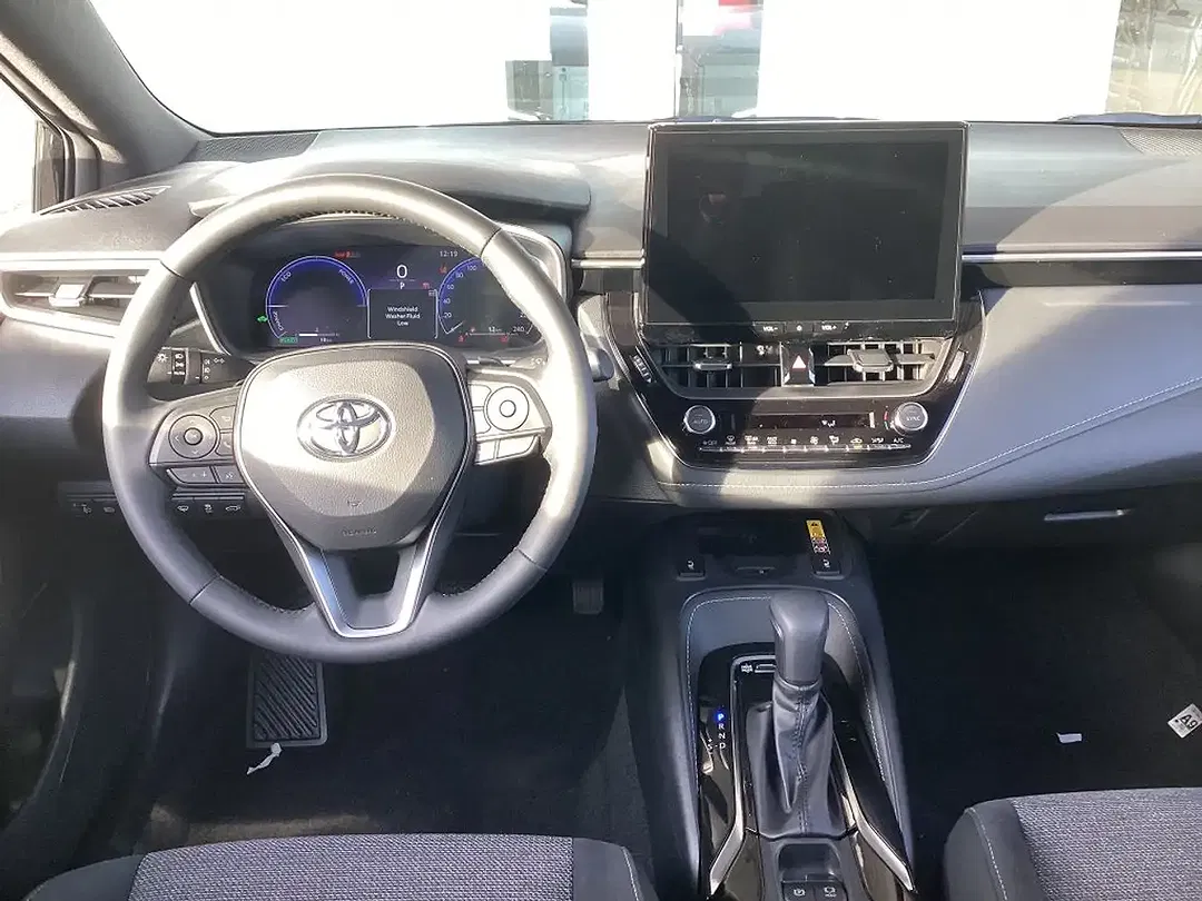 Toyota Corolla - Thumbnail 8