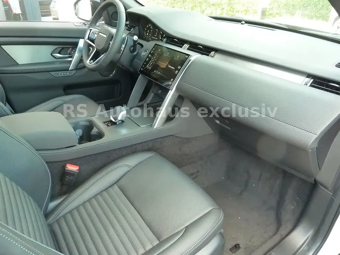 Land Rover Discovery Sport - Thumbnail 13
