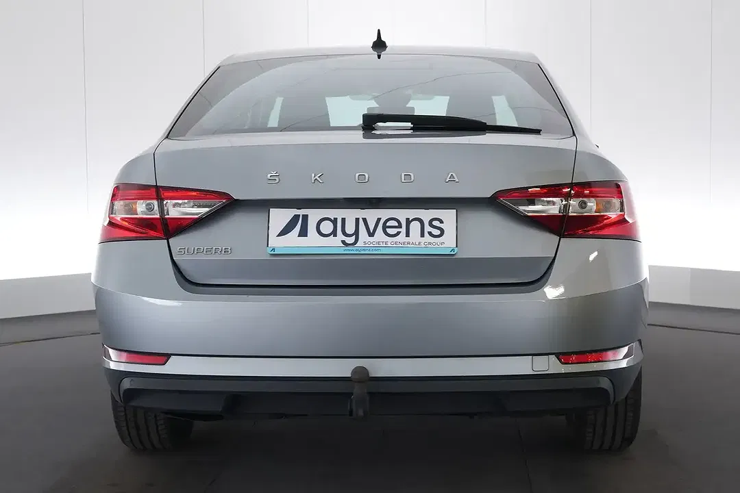 Skoda Superb - Thumbnail 8