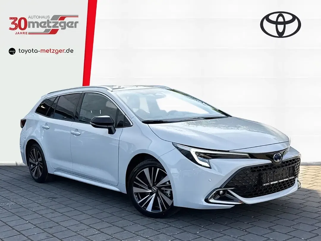 Toyota Corolla - Thumbnail 1