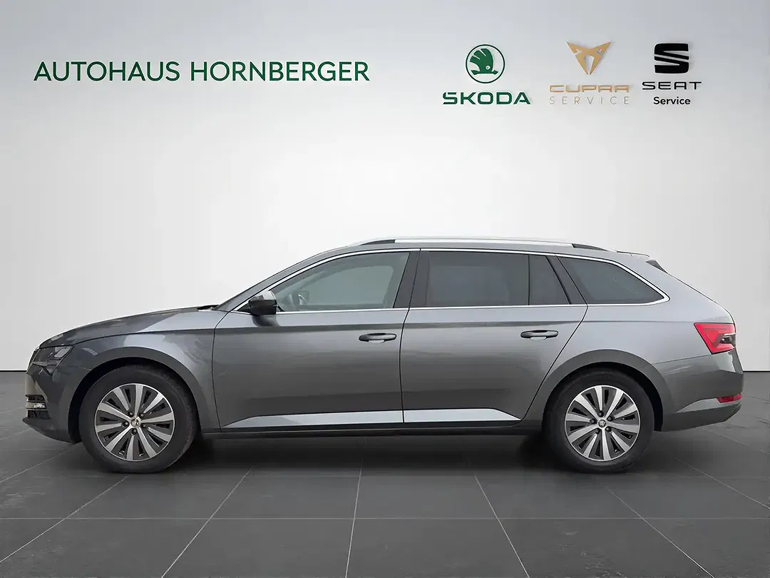 Skoda Superb - Thumbnail 2