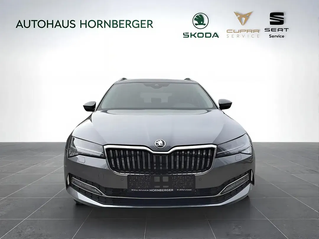Skoda Superb - Thumbnail 3
