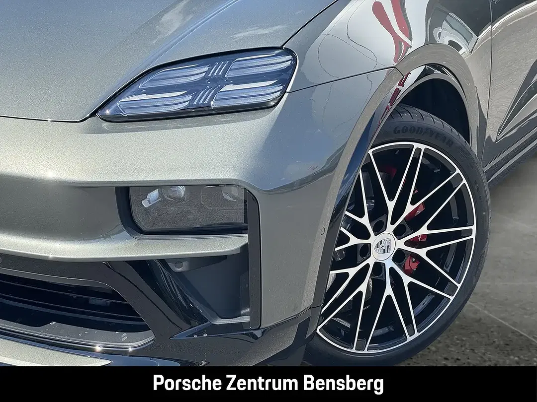 Porsche Macan - Thumbnail 11