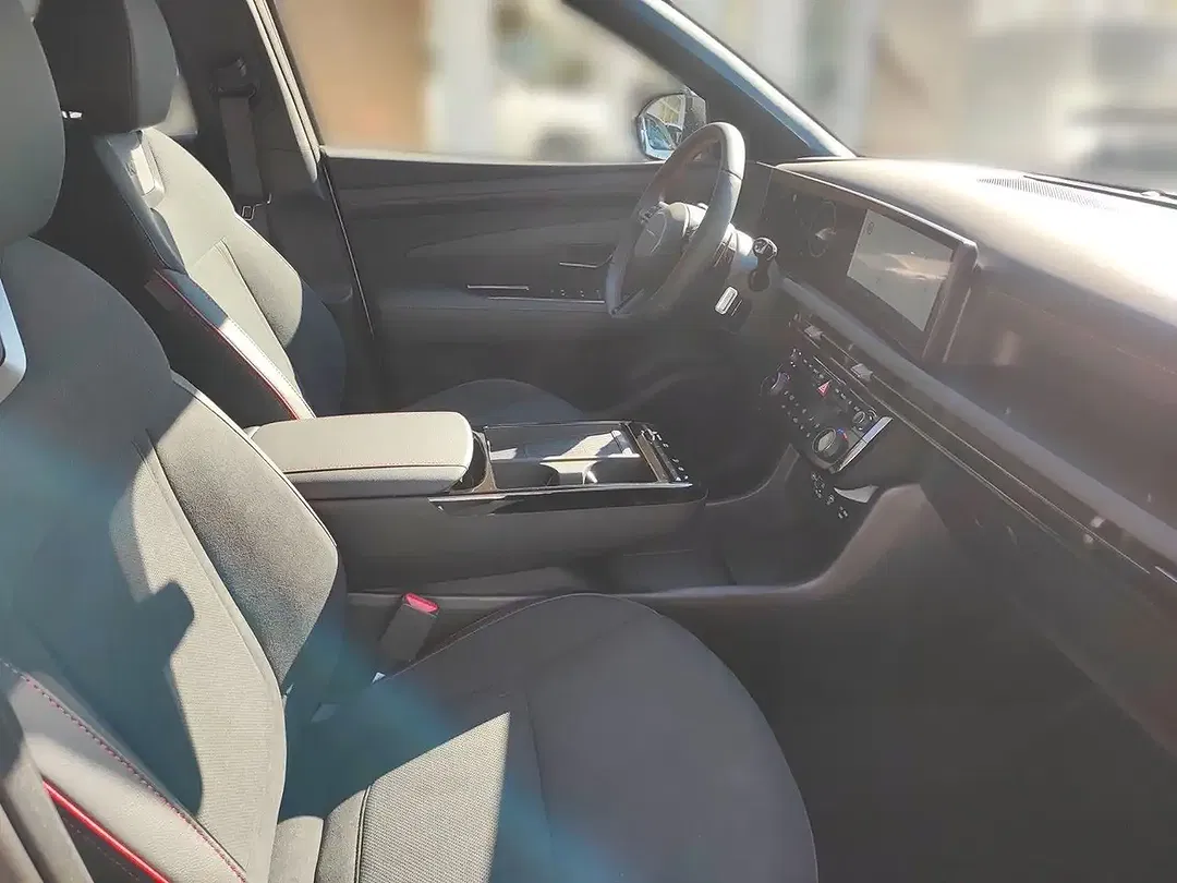 Hyundai TUCSON - Thumbnail 14