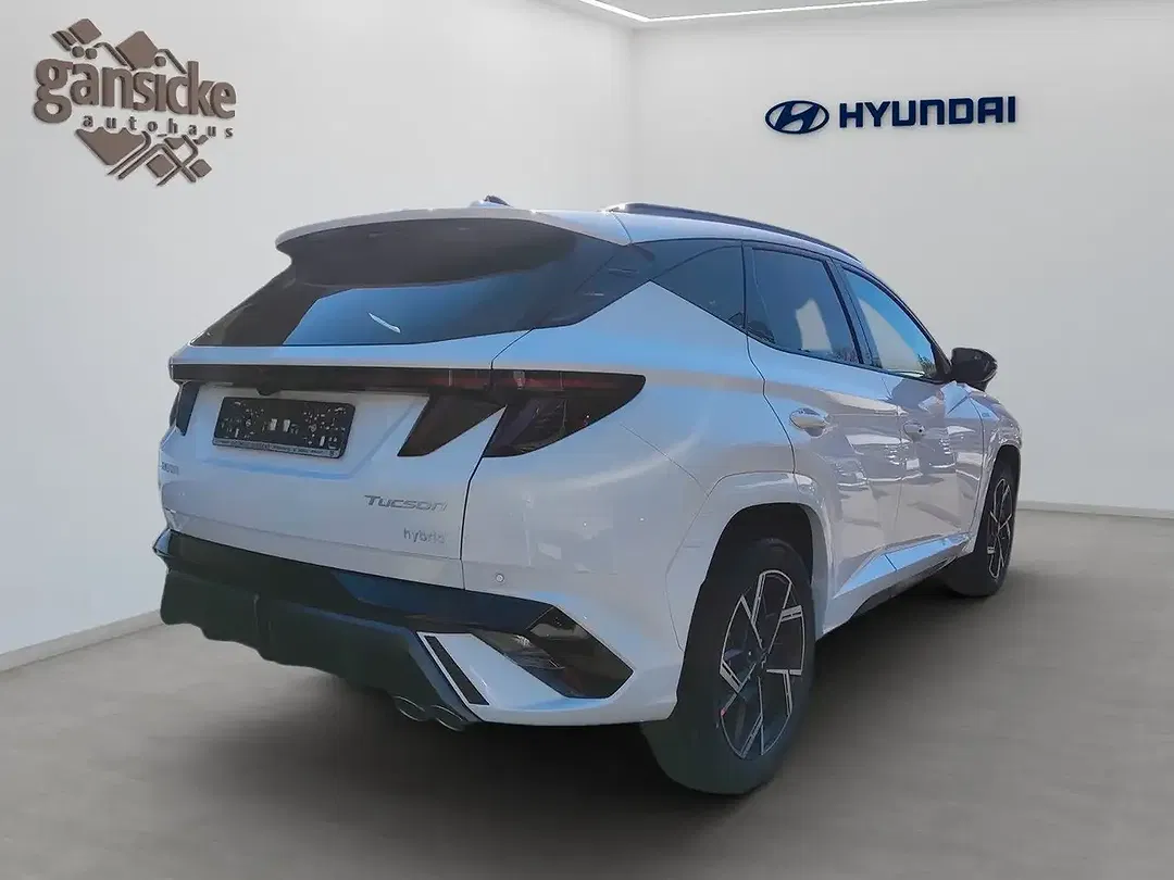 Hyundai TUCSON - Thumbnail 3