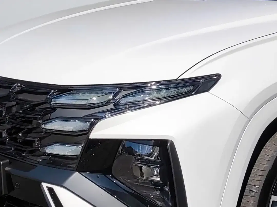 Hyundai TUCSON - Thumbnail 5