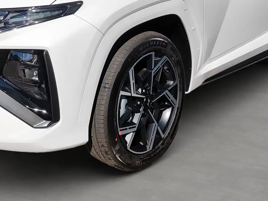 Hyundai TUCSON - Thumbnail 6