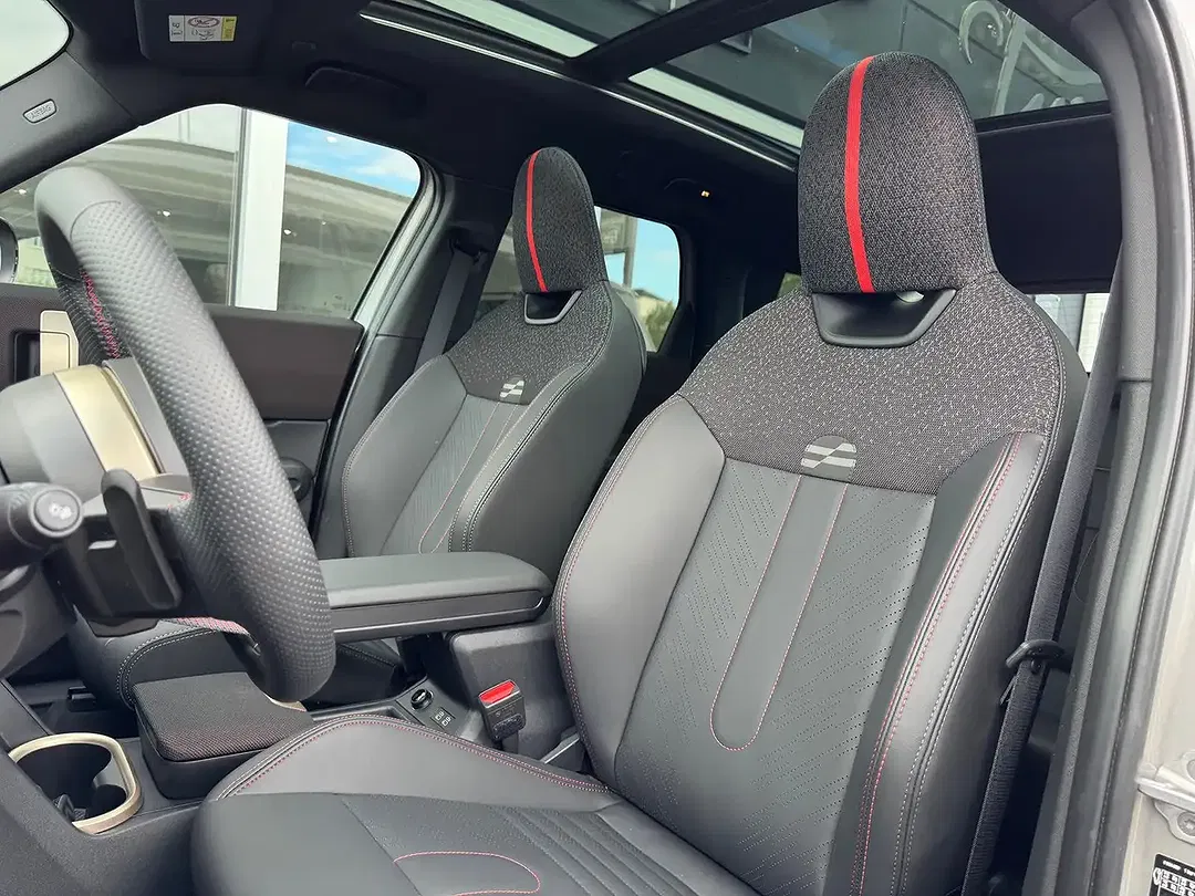 MINI John Cooper Works Countryman - Thumbnail 10
