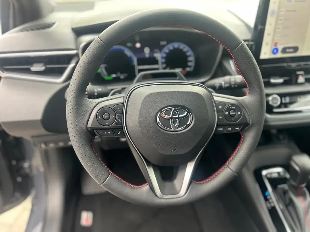 Toyota Corolla - Thumbnail 13