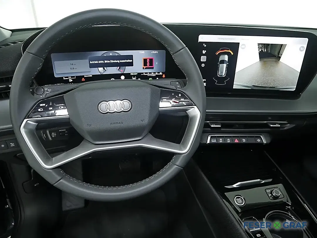 Audi Q3 - Thumbnail 4