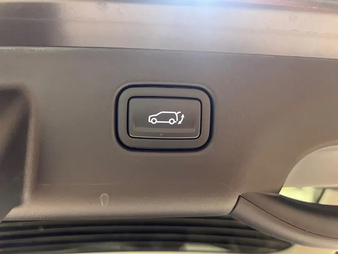 Kia EV4 - Thumbnail 13