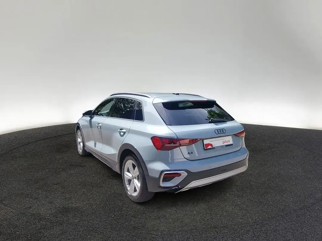 Audi A3 - Thumbnail 3