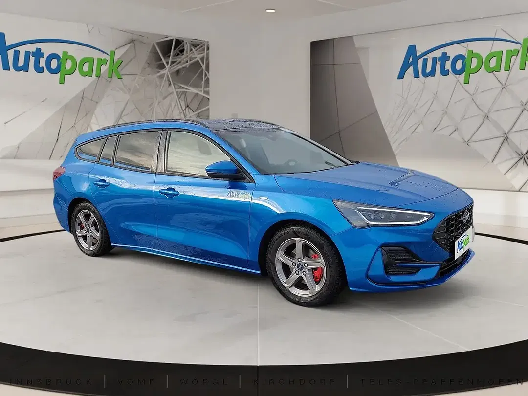 Ford Focus - Thumbnail 2