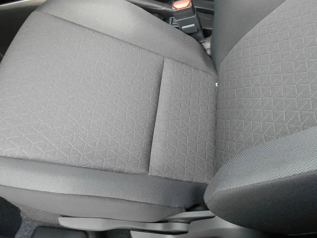 Suzuki Swift - Thumbnail 10