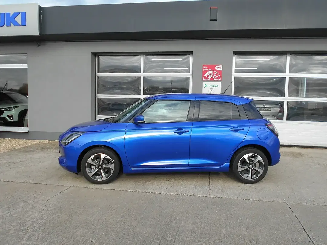Suzuki Swift - Thumbnail 3