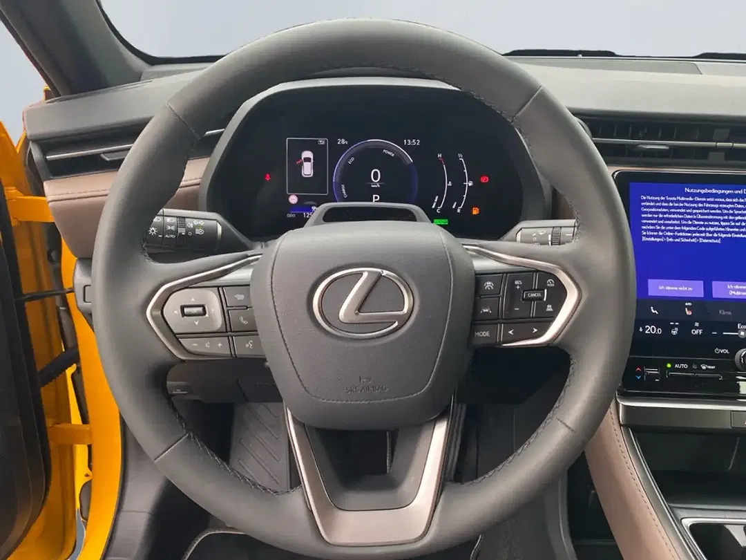 Lexus LBX - Thumbnail 11
