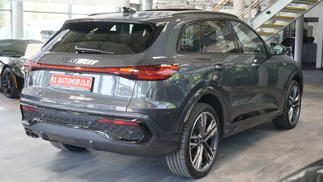 Audi Q5 - Thumbnail 4