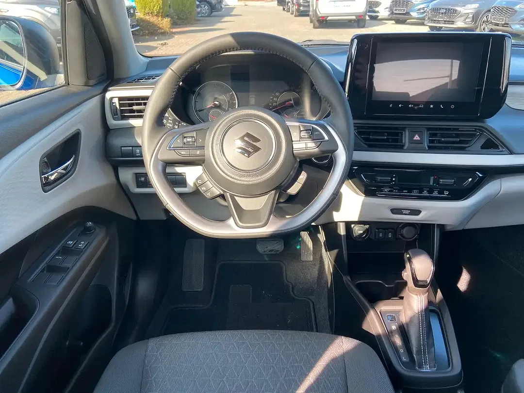 Suzuki Swift - Thumbnail 12