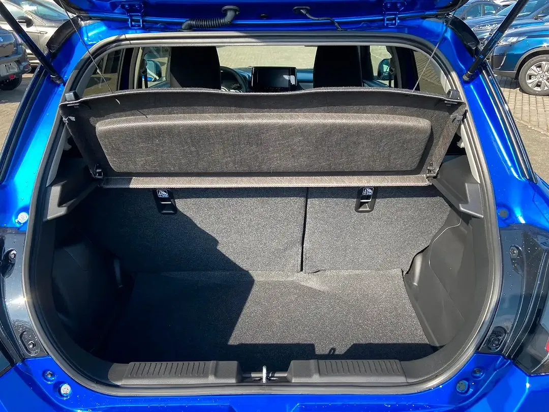Suzuki Swift - Thumbnail 9