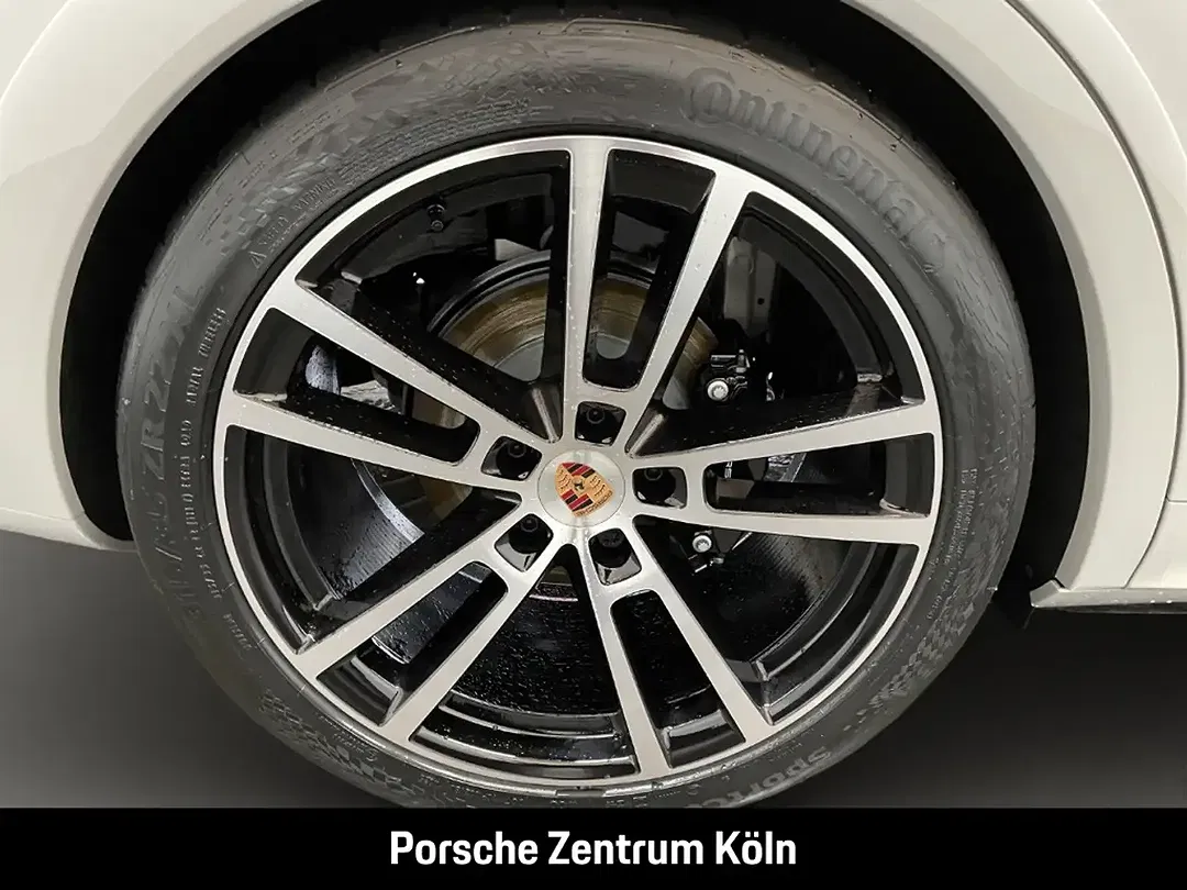 Porsche Cayenne - Thumbnail 10