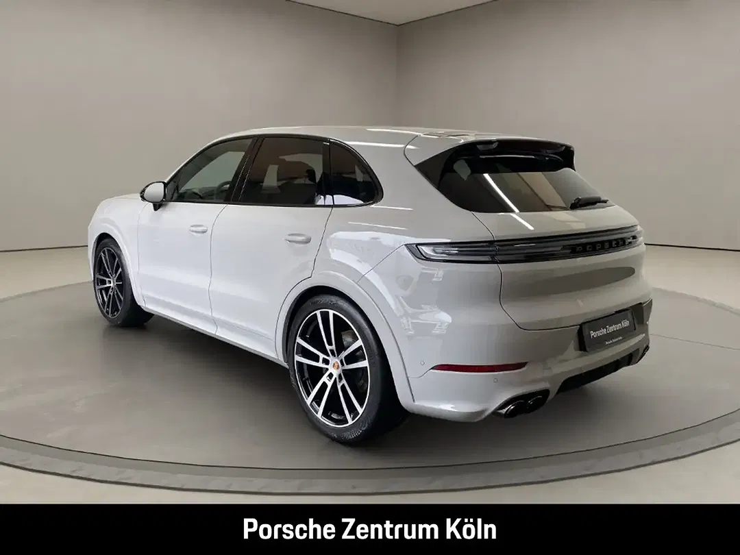 Porsche Cayenne - Thumbnail 3