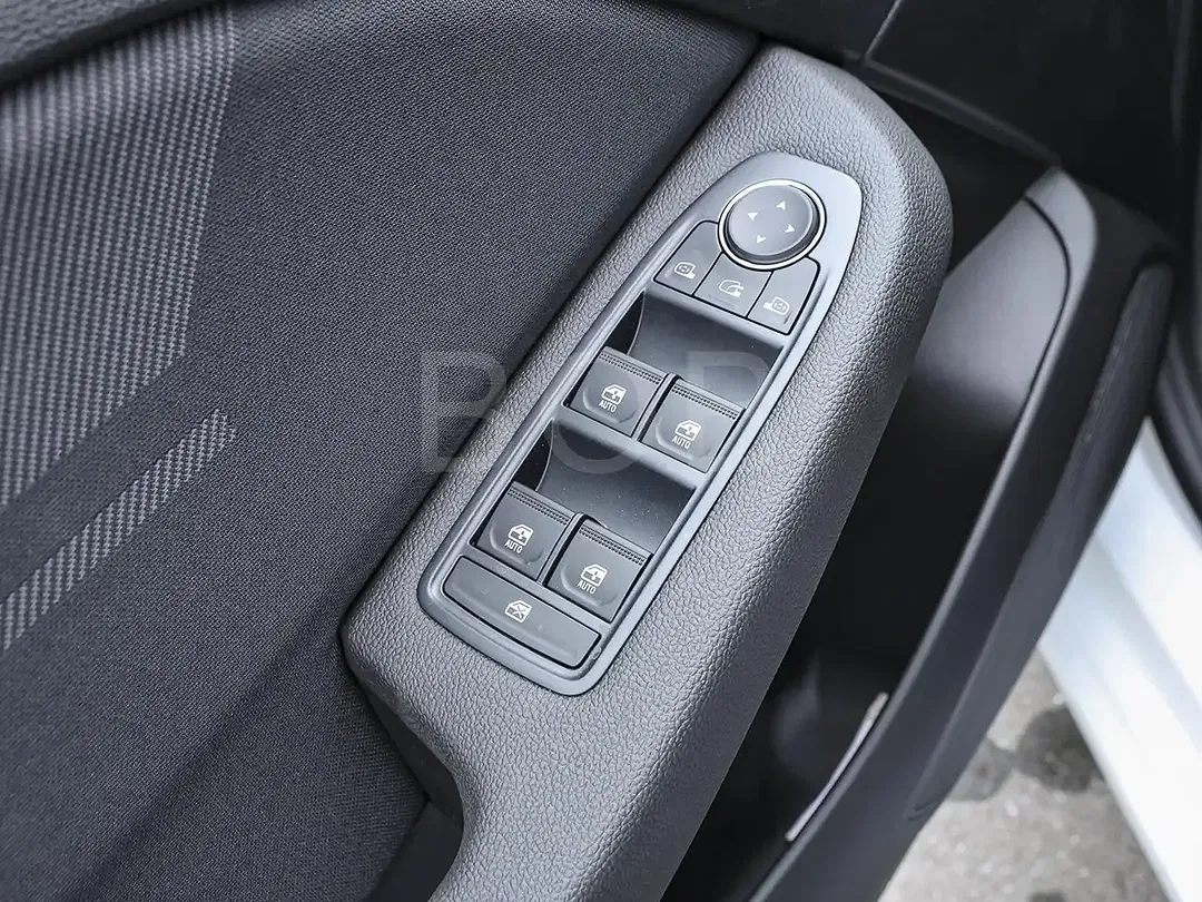 Renault Clio - Thumbnail 12