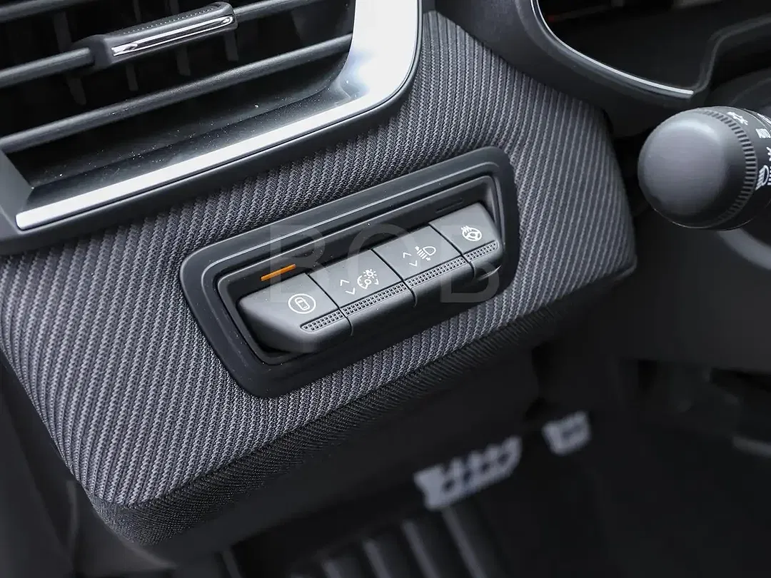 Renault Clio - Thumbnail 13