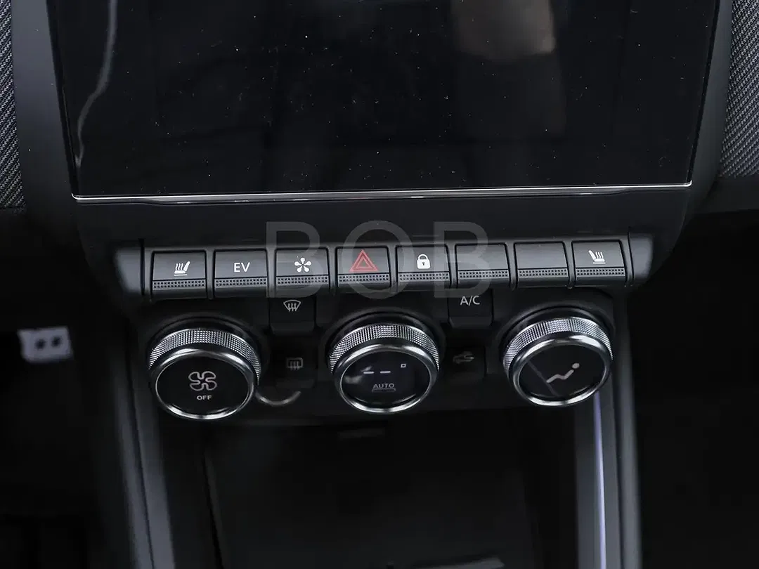 Renault Clio - Thumbnail 14
