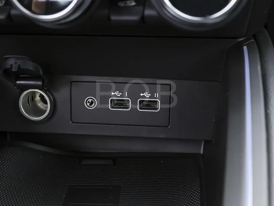 Renault Clio - Thumbnail 15