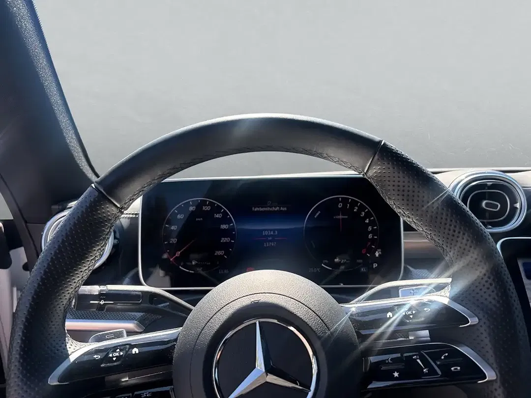Mercedes-Benz CLE 300 - Thumbnail 12