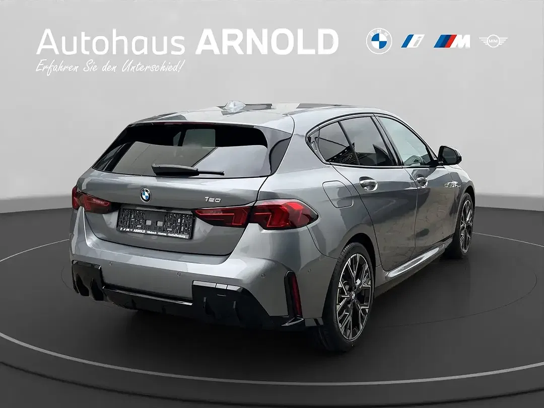 BMW 120 - Thumbnail 4
