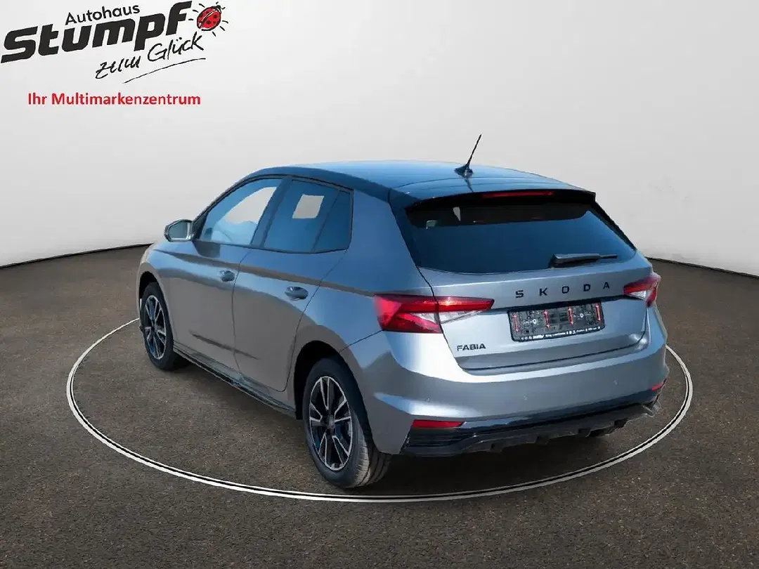 Skoda Fabia - Thumbnail 5