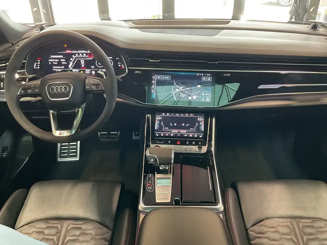 Audi RS Q8 - Thumbnail 15