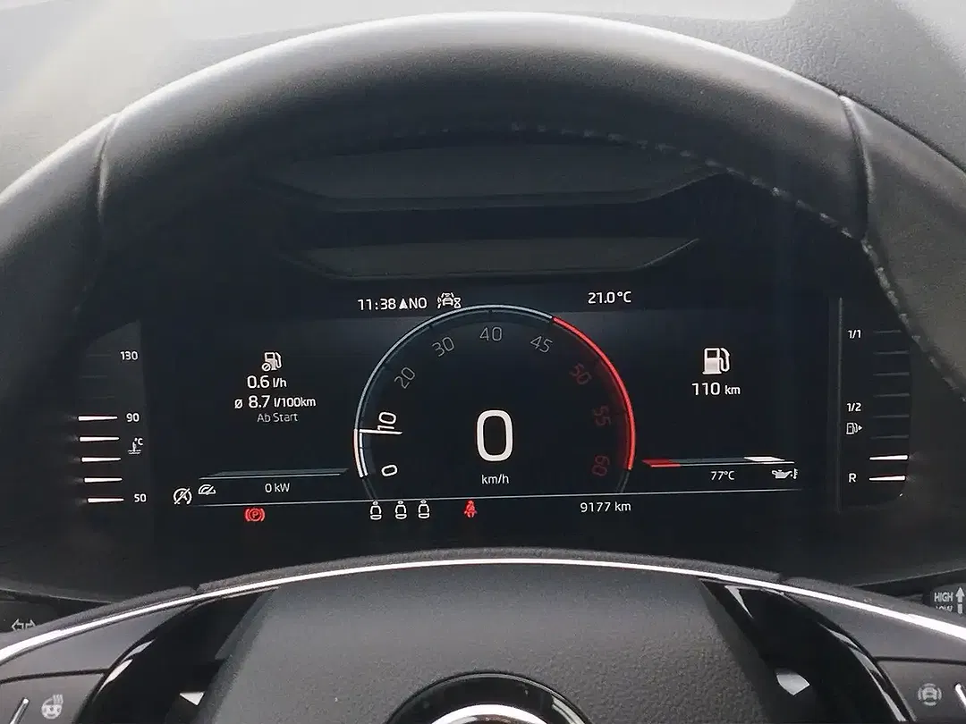 Skoda Karoq - Thumbnail 11