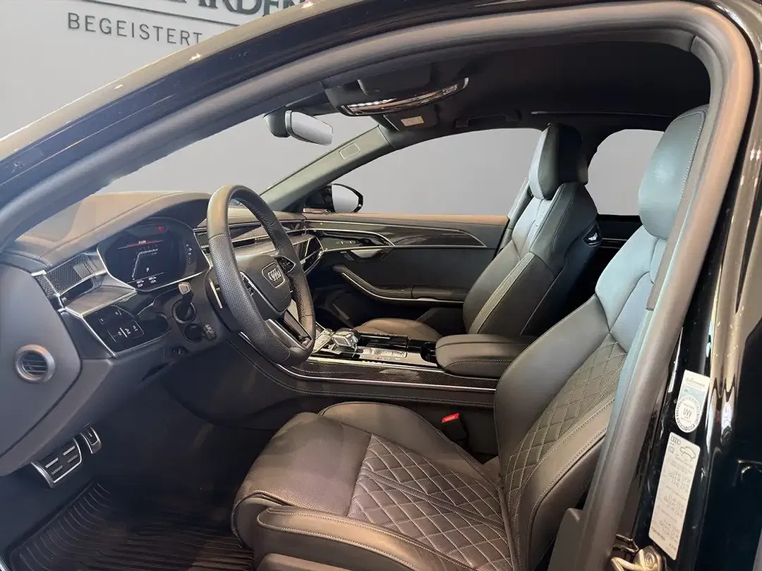 Audi S8 - Thumbnail 11