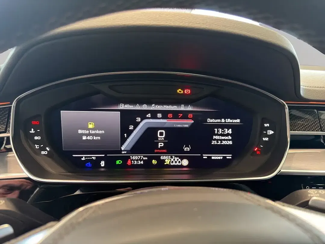 Audi S8 - Thumbnail 13