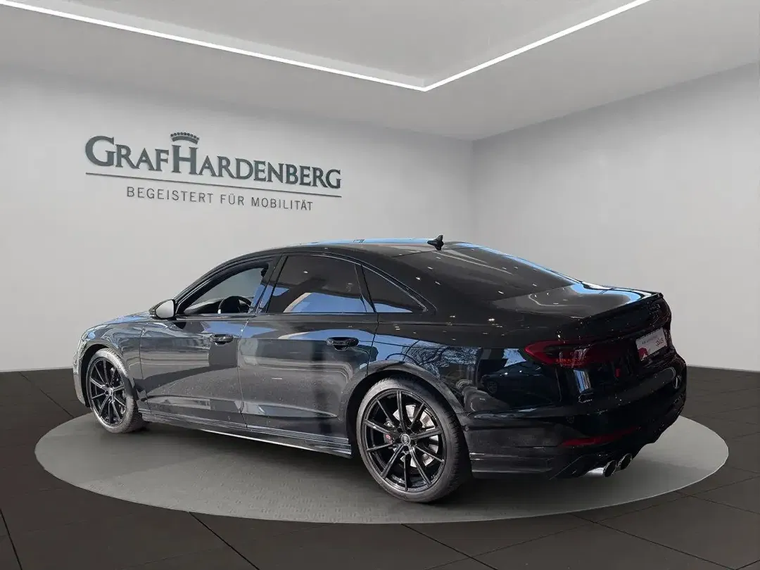 Audi S8 - Thumbnail 4