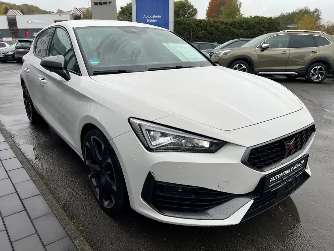 CUPRA Leon - Thumbnail 2
