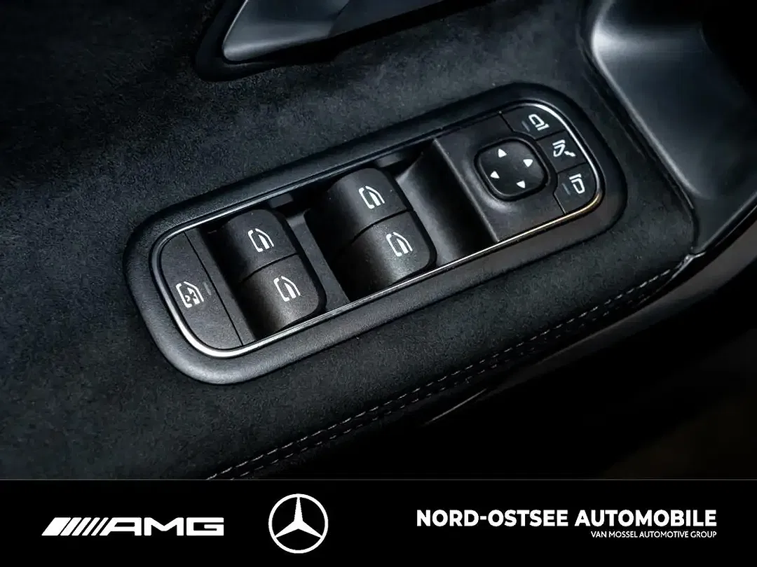 Mercedes-Benz CLA 200 - Thumbnail 13